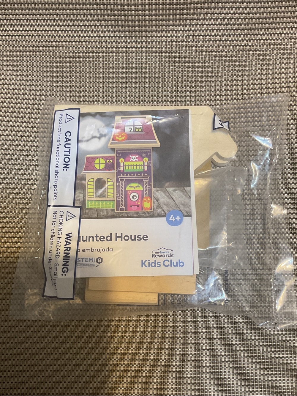 Kids Club Wooden Haunted House Craft Kit - Natural Wood